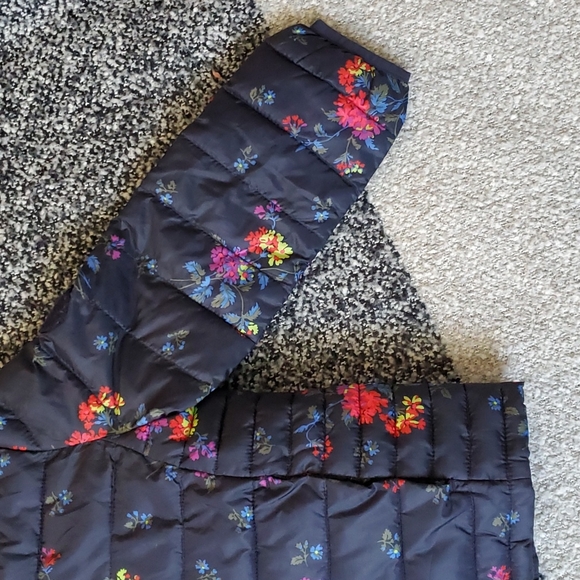 Gap kids lightweight puffer jacket - Picture 2 of 5